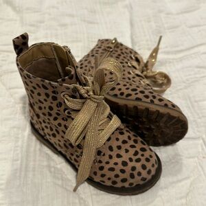 TODDLER LEOPARD BOOTS